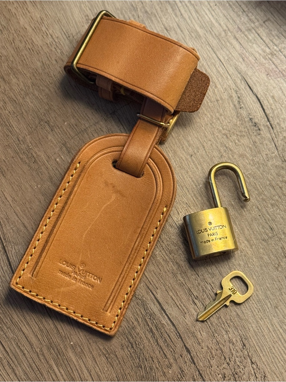 Louis Vuitton Vachetta Luggage Tag & Poignet with Vintage Lock and Key 🔐 Set